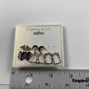 Stephan & Co Womens Jewelry Gold Moon Fern Triangle Rectangle Earrings Set - Lot